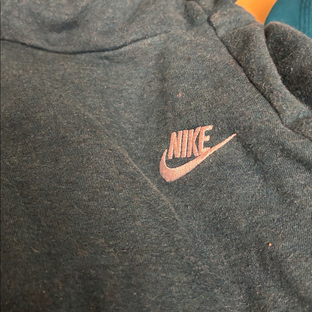 Nikedark green  hoodie Sweatshirt - Picture 3 of 5